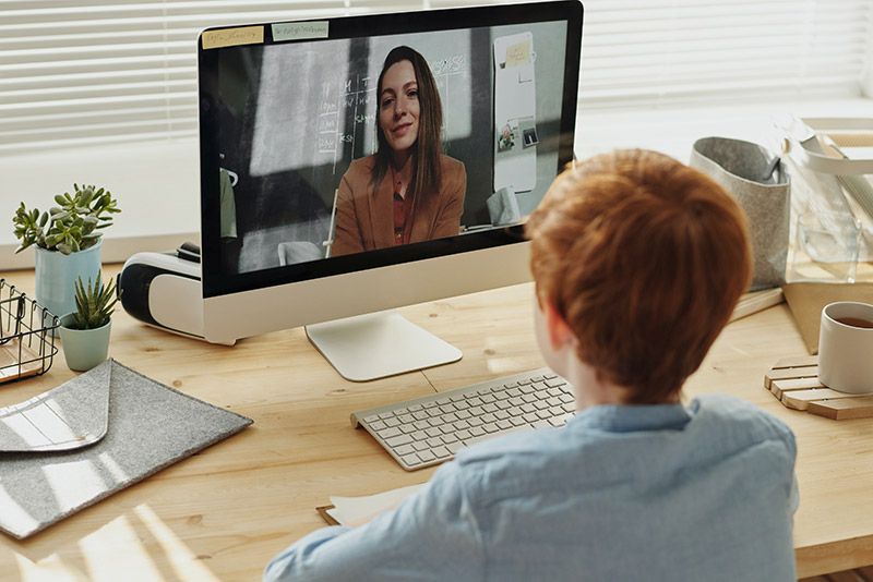 Protecció de dades de menors i les classes online