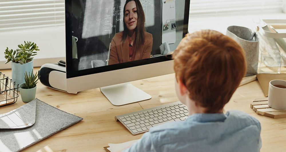 Protecció de dades de menors i les classes online